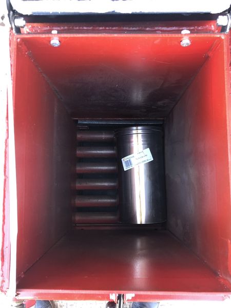Шахтний твердопаливний котел CARBON - КСТШ-15 ЄК (водяною соро. Колосники, без обшивки) CARBON- КСТШ-15 ЄК фото